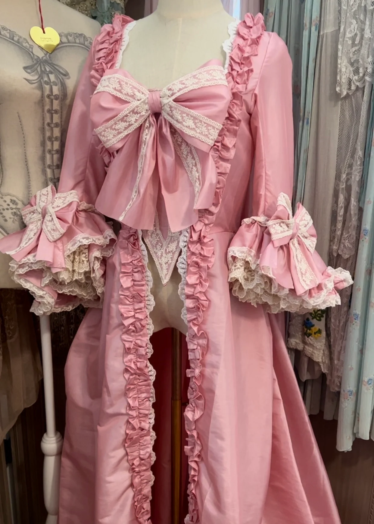 Versailles Robe à la française - Image 10