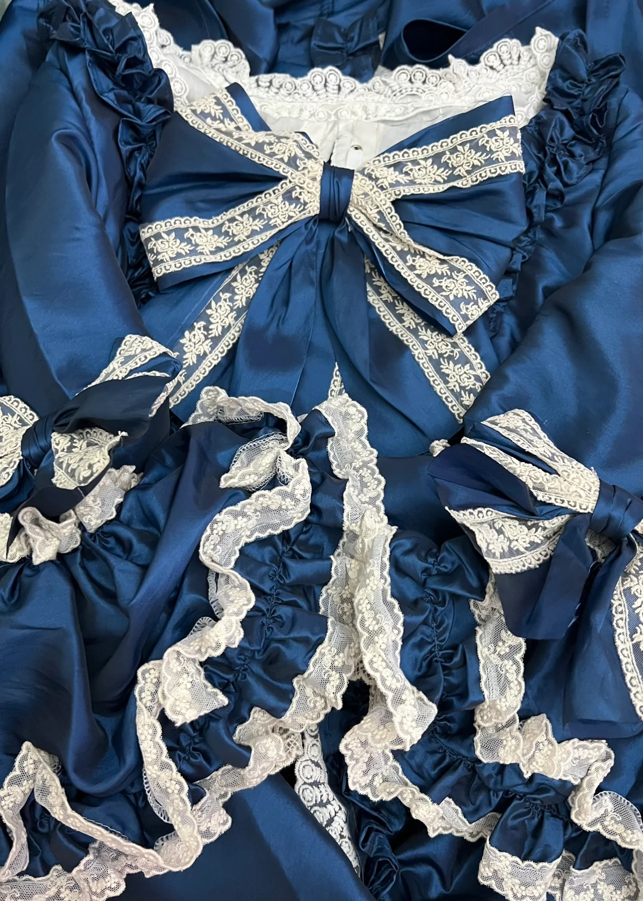 Versailles Robe à la française - Image 38